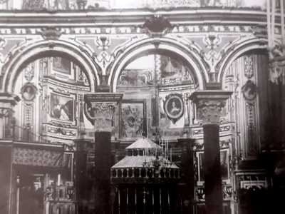 Scomparve anche per sempre la variopinta scenografia del 1594 fatta di ritratti, stemmi e dipinti di principi e santi polacchi ad opera dal lucchese Orazio Vannucci